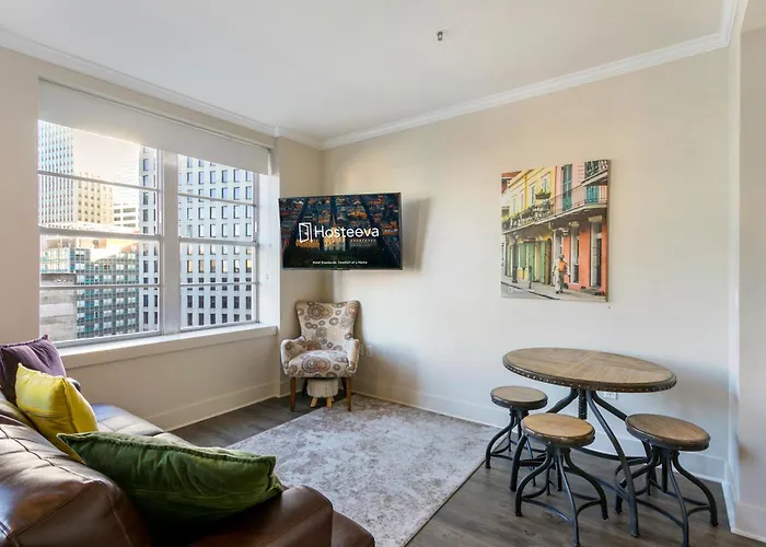 Cozy Studio Near French Quarter, Superdome, Canal And Bourbon Streets!