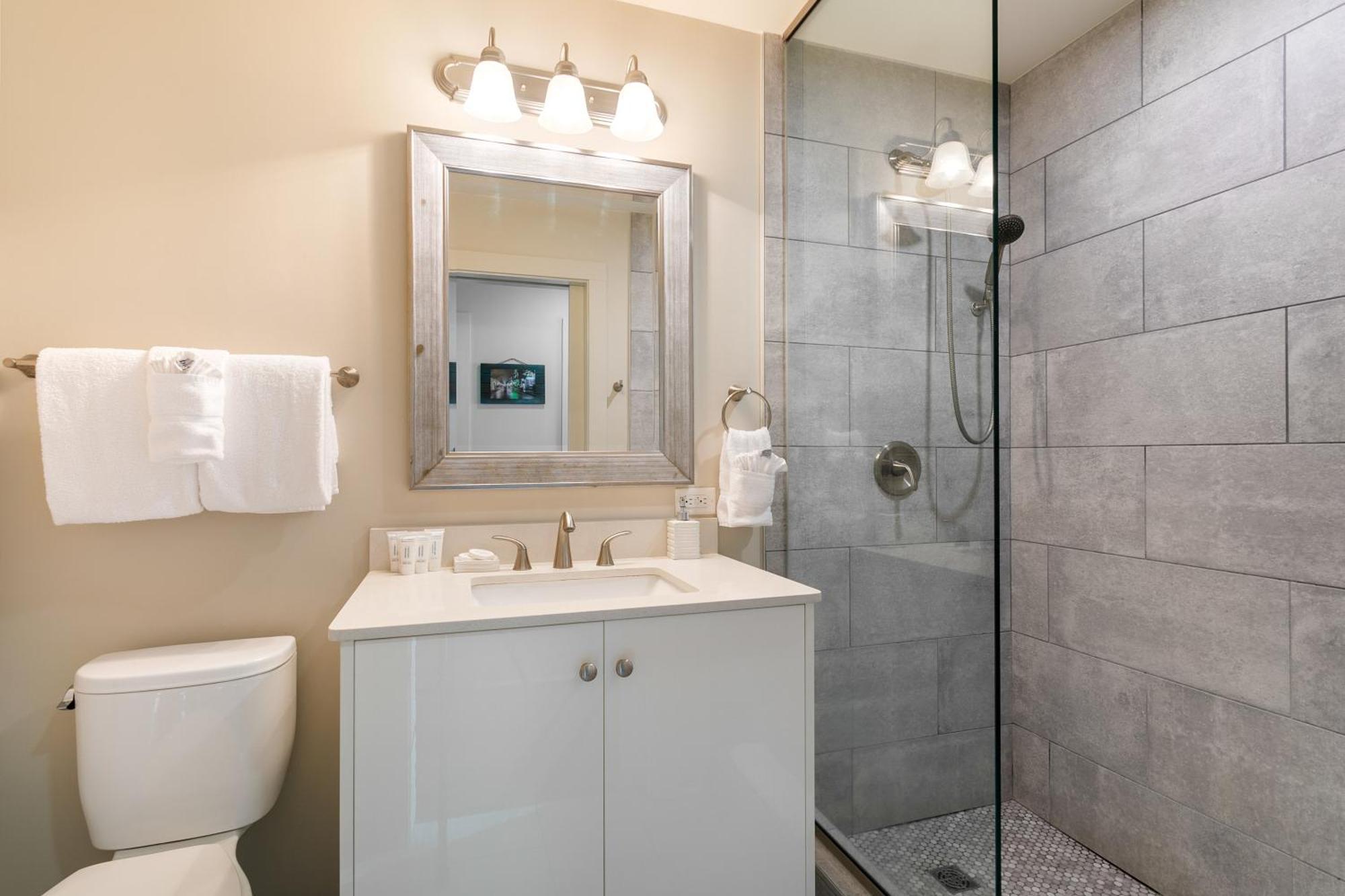 Cozy Near French Quarter, Superdome, Canal And Bourbon Streets! Holiday home *